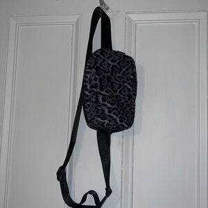 Up Anna super beautiful snow leopard Fanny pack